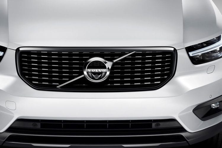 Volvo XC40 SUV 2.0 B4 MHEV 197PS Ultra 5Dr DCT Auto [Start Stop] [Dark] detail view