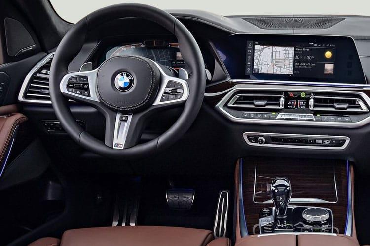BMW X5 M60 xDrive SUV 4.4 i MHT V8 530PS 5Dr Steptronic [Start Stop] inside view